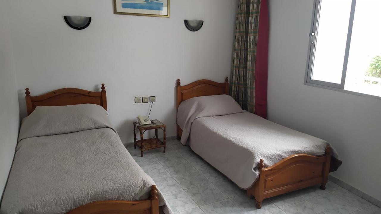 Hotel Tarik Фнідк Екстер'єр фото